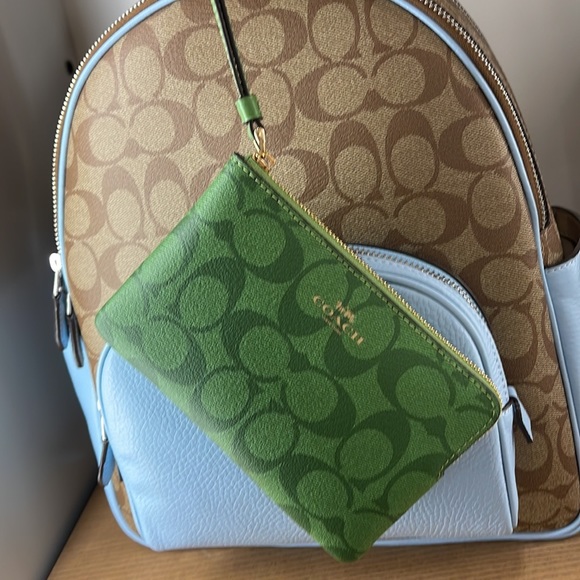 Coach Corner Zip Wristlet With Mini Vintage Rose Print Pink Lemonade Multi - Picture 9 of 16